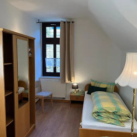 Gasthof und Pension Hammerschänke Wildenthal Zimmer foto